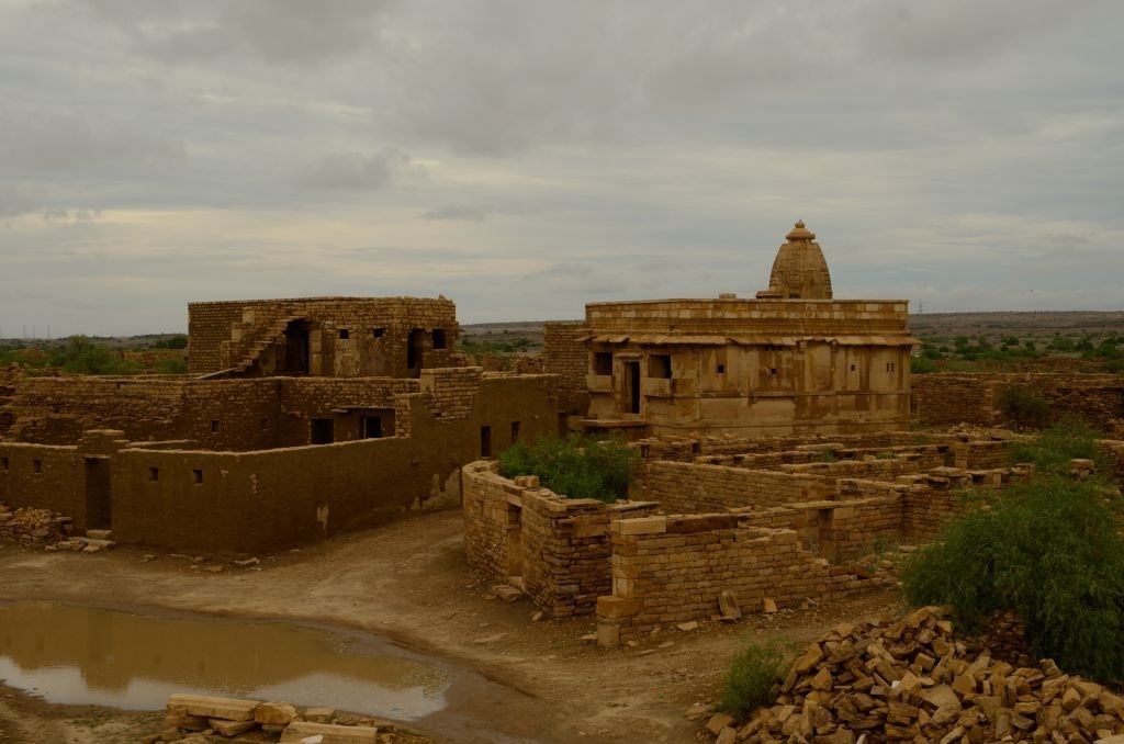 Kuldhara ghost town in Rajasthan, lone haunted temple in Rajasthan
