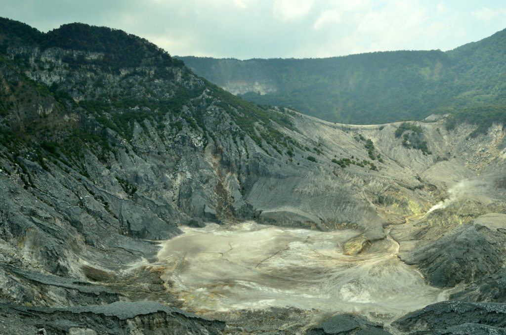 Bandung, Tangkuban Perahu, 