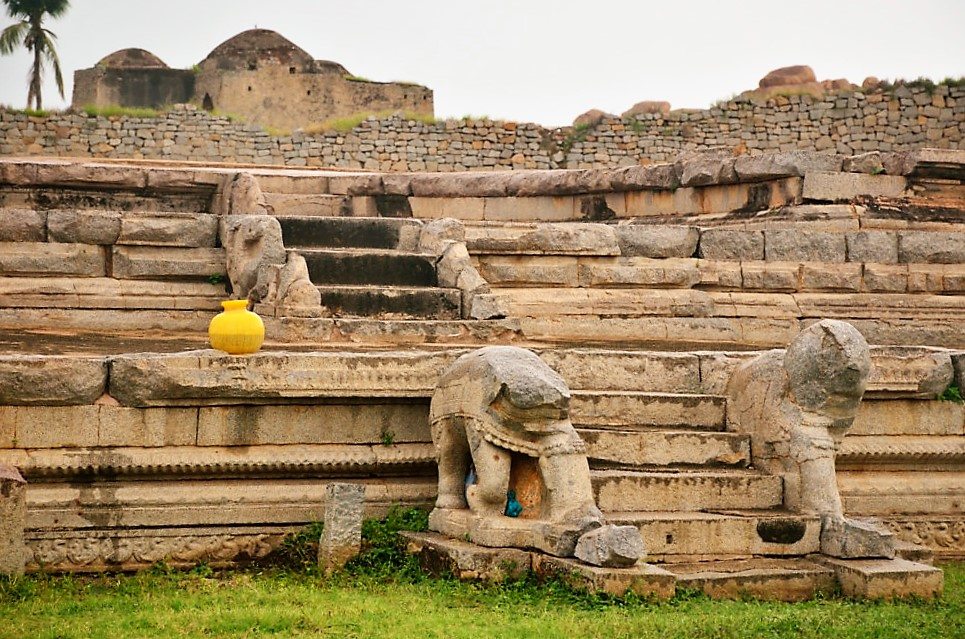hampi-raya-palace