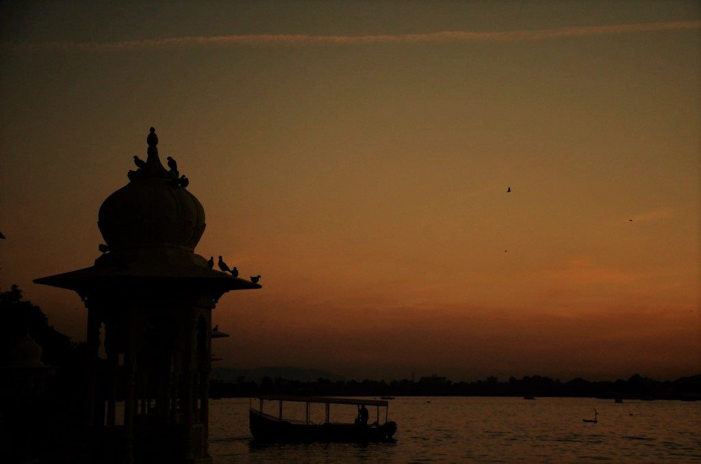 Udaipur, Lake Pichola, sunset, Holiday in Udaipur