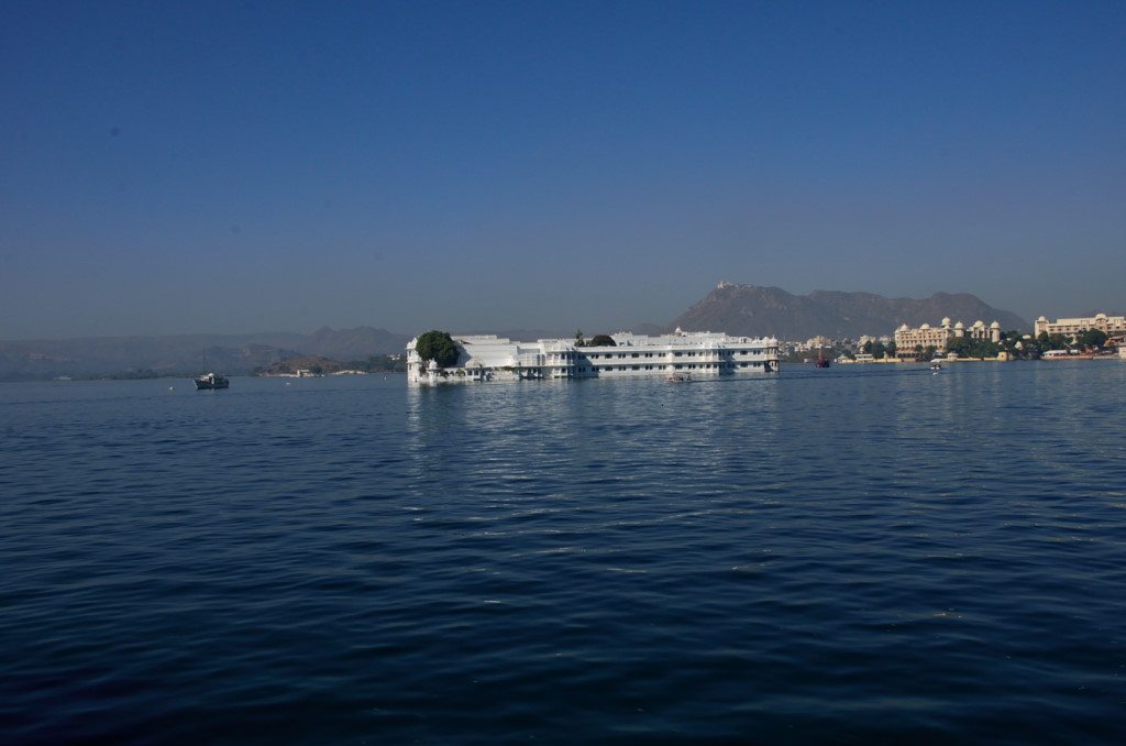 udaipur-lakes-lake-pichola, holiday in Udaipur